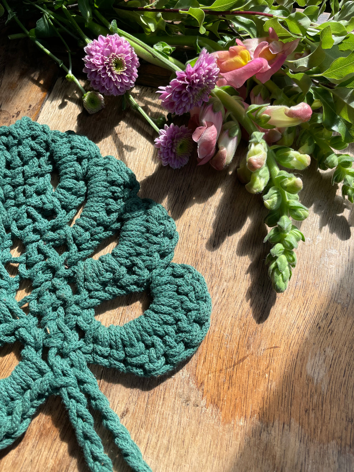 Forest Green Monstera Trivet