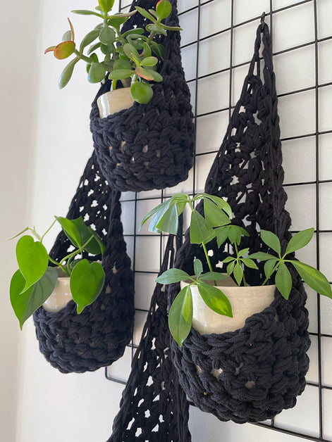 Black Wall Planter